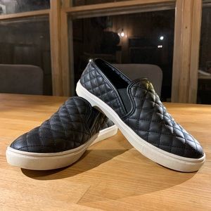 Steve Madden black slip on loafers w/ white soles